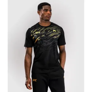 Тениска - UFC Fusion by Venum Men's Replica Short Sleeve T-Shirt - Black/Gold