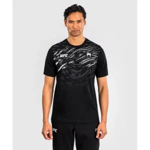 Тениска - UFC Fusion by Venum Men's Replica Short Sleeve T-Shirt - Black