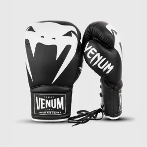 Venum Giant 2.0 Pro Boxing Gloves - With Laces